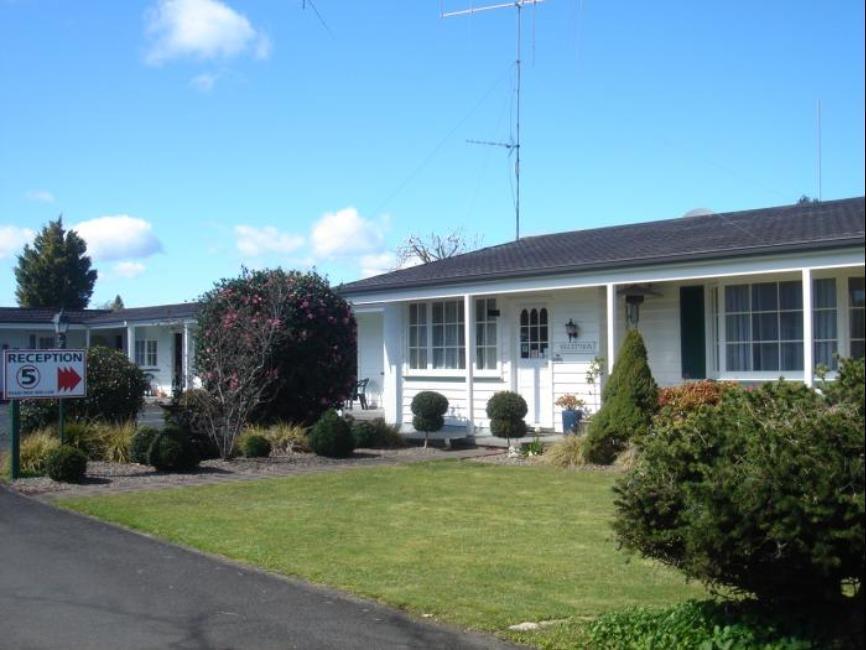 Colonial Court Motel Cambridge Εξωτερικό φωτογραφία