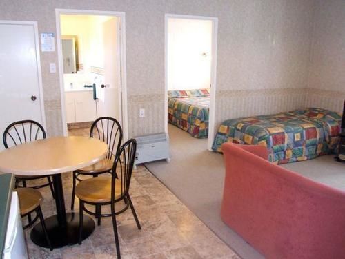 Colonial Court Motel Cambridge Εξωτερικό φωτογραφία